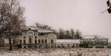 Вид на Хмелицкий дворец и юго-восточный флигель